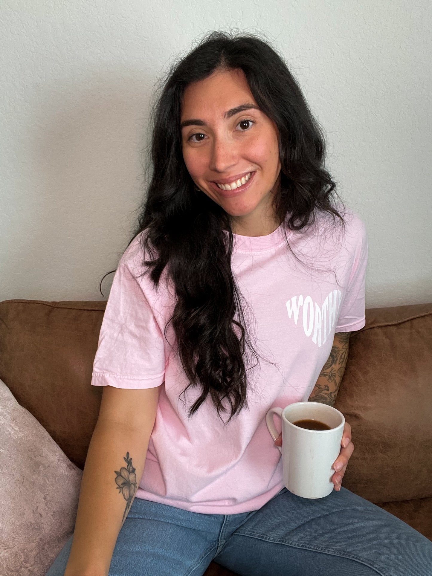 Heart-shaped Worthy Light Pink Tshirt